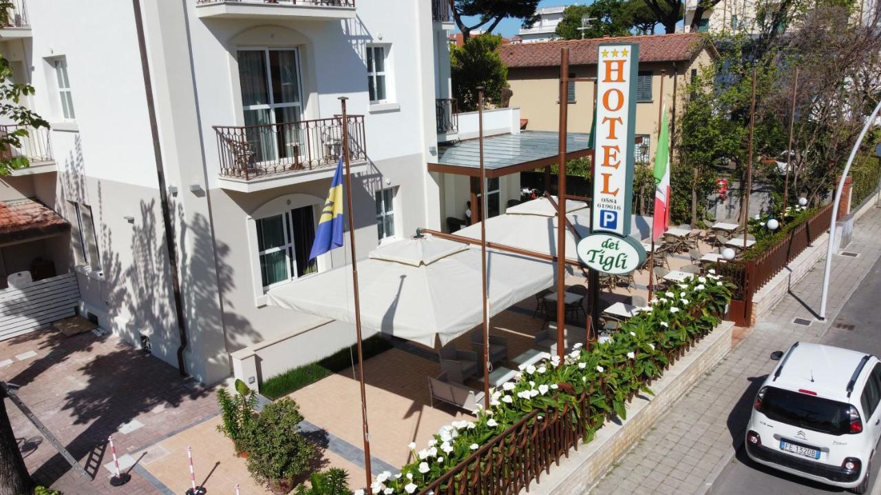 Hotel Dei Tigli Lido di Camaiore Exterior foto